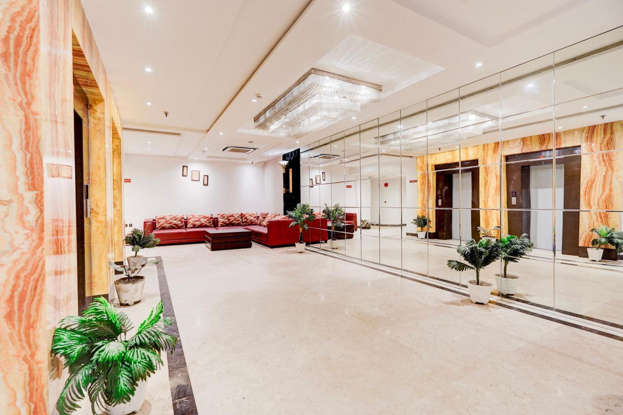 Townhouse Oak Agra Near Sultanganj Puliya Formerly Bb Grand Zewnętrze zdjęcie